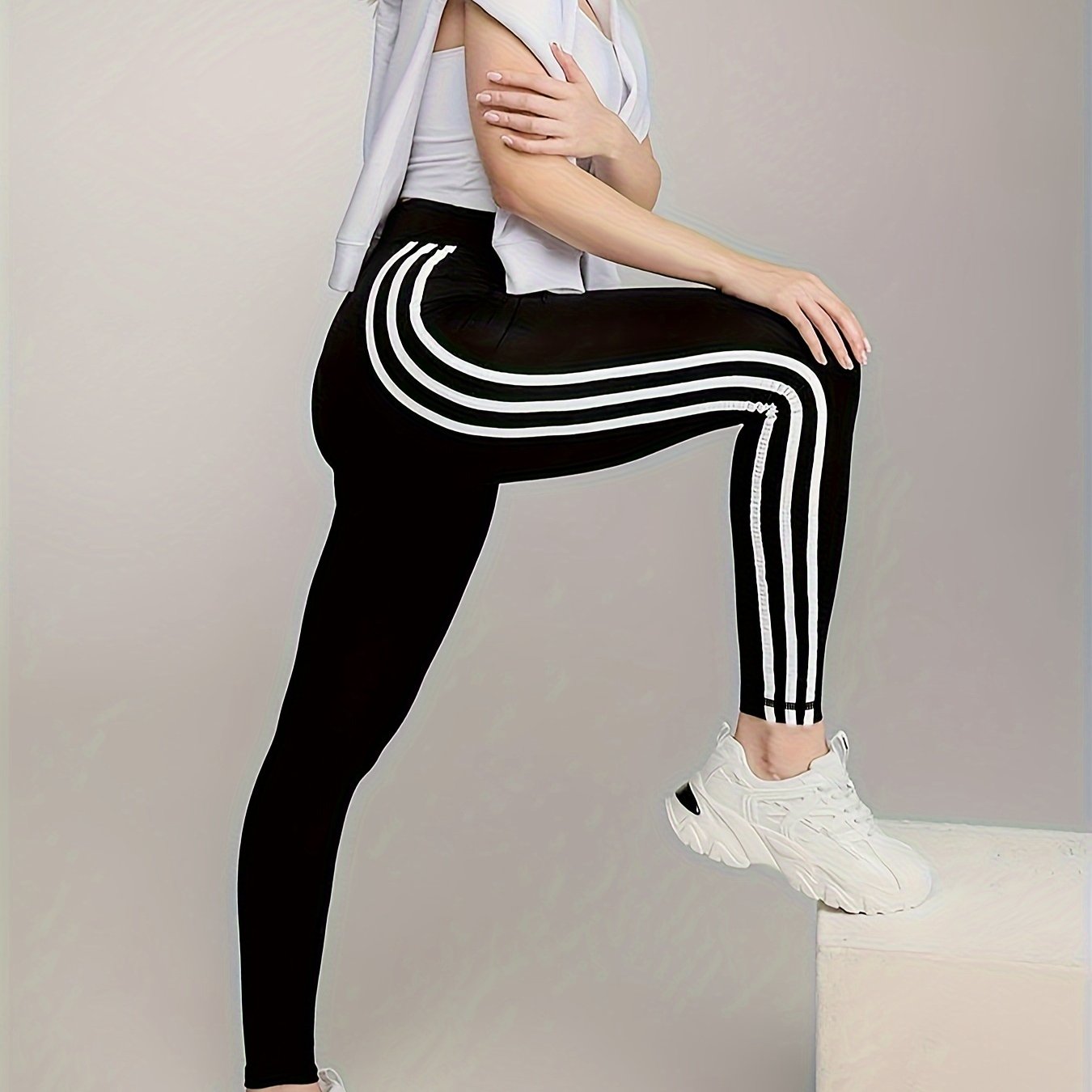 vlovelaw  White Side Stripes Print Sporty Pants, Slim Fit High Waist Tummy Control Yoga Pants, Women's Activewear