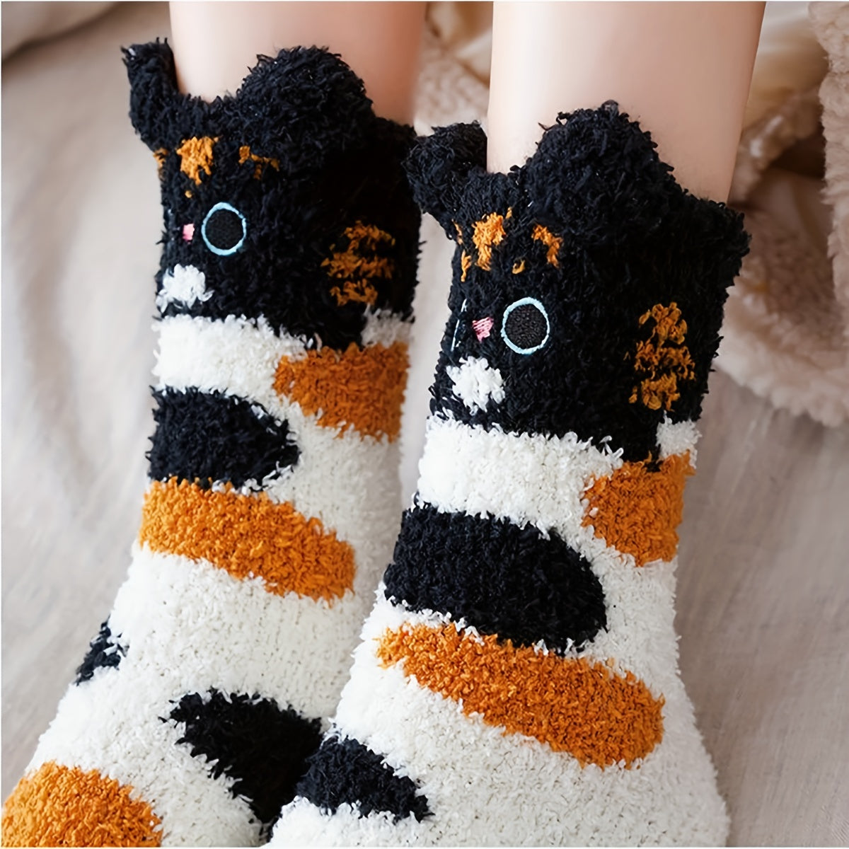 A Pair Of Girl's Cat Paw Pattern Embroidered Crew Socks, Comfy Breathable Casual Fleece Thermal Socks, Winter & Autumn