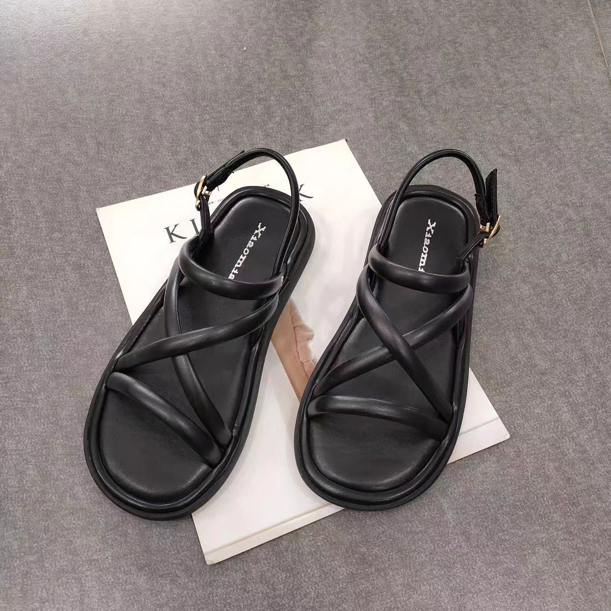 VLOVELAW  Flat Fashionable One-Strap All-Match Sandals  New Summer Comfortable Cross Strap Buckle Casual Women's Sandals