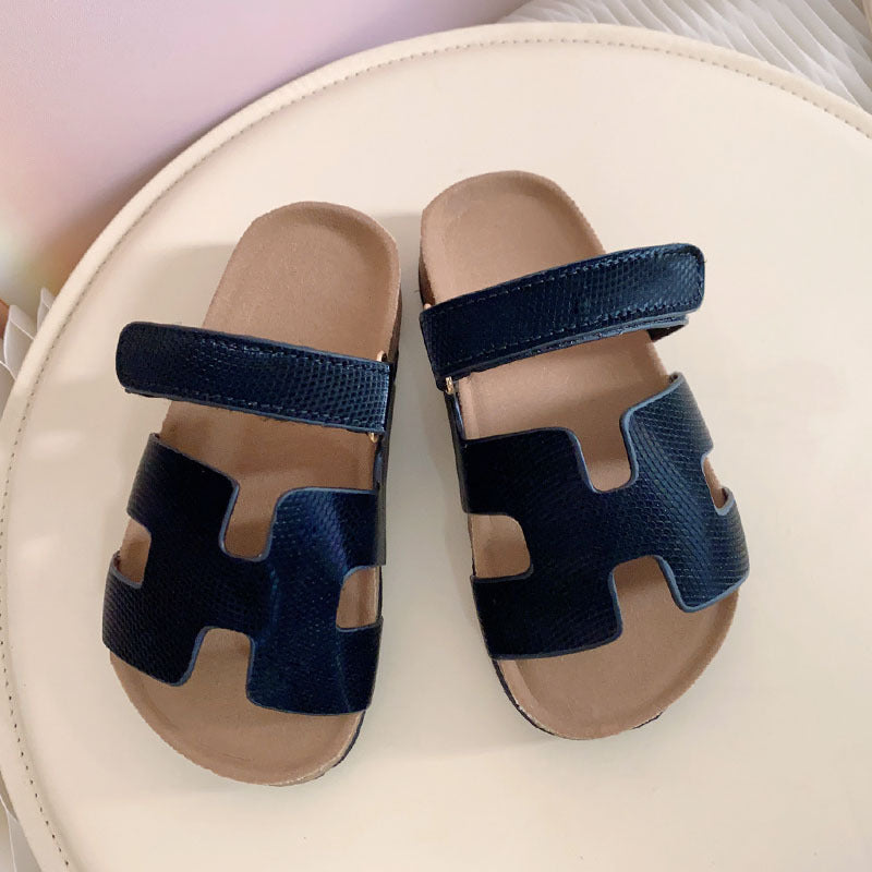 VLOVELAW Cross-Border Hot Slippers Girls' Shoes for Outer Wear  Summer New H Slippers Primary School Children Beach Slippers