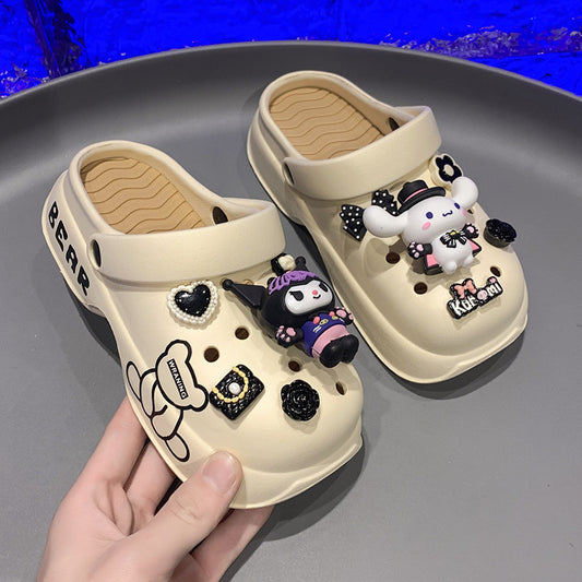 VLOVELAW Clow M Girls' Fashion Cartoon Slippers  Summer Children's Hole Shoes Big Children Girls' Soft Bottom Beach Sandals