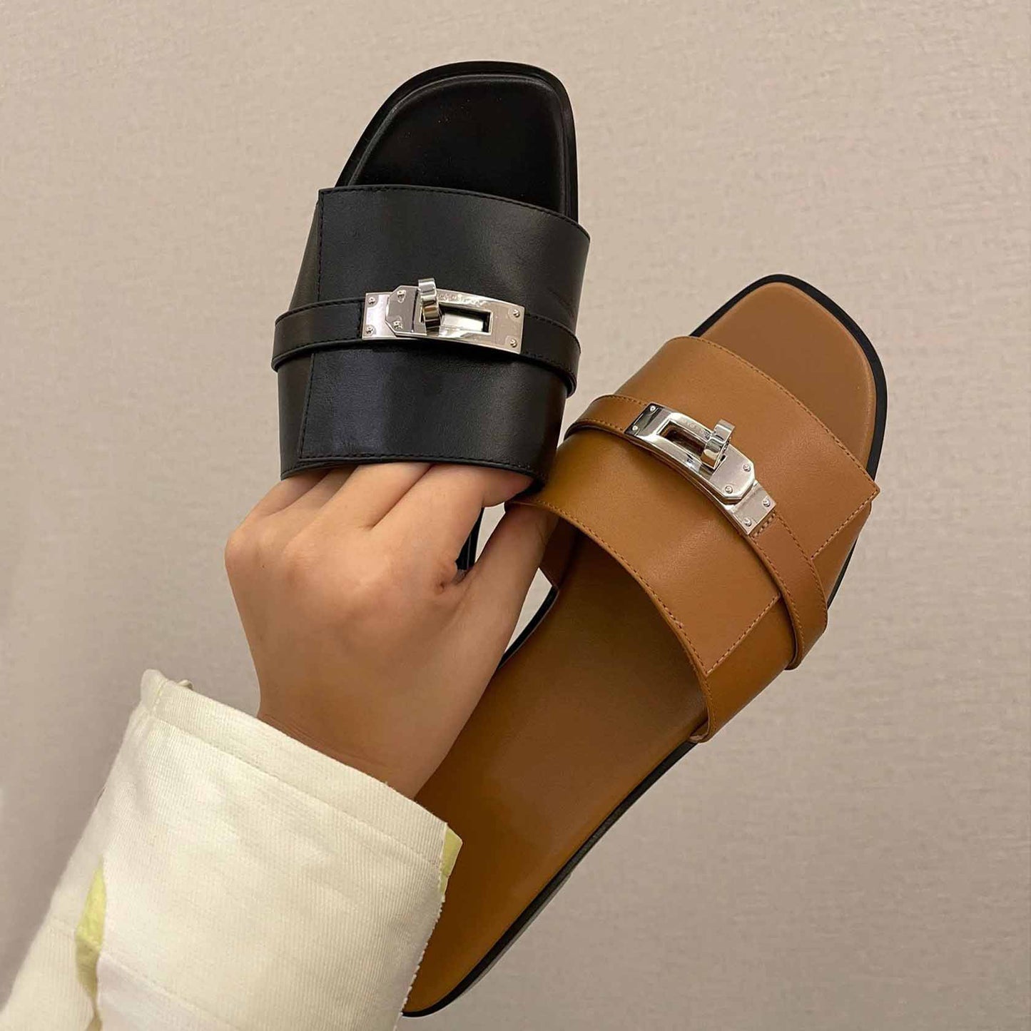 VLOVELAW  Cowhide Version ~  Style High Sense Genuine Leather Single Strap Slides Women's Summer Outer Wear Small Golden Button Half Slippers Flat Sandals 2025