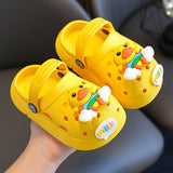 VLOVELAW Children's Hole Shoes Baby Girl Cartoon Girl Spring and Summer Soft Bottom Outdoor Non-Slip Breathable Children Closed-Toe Slippers