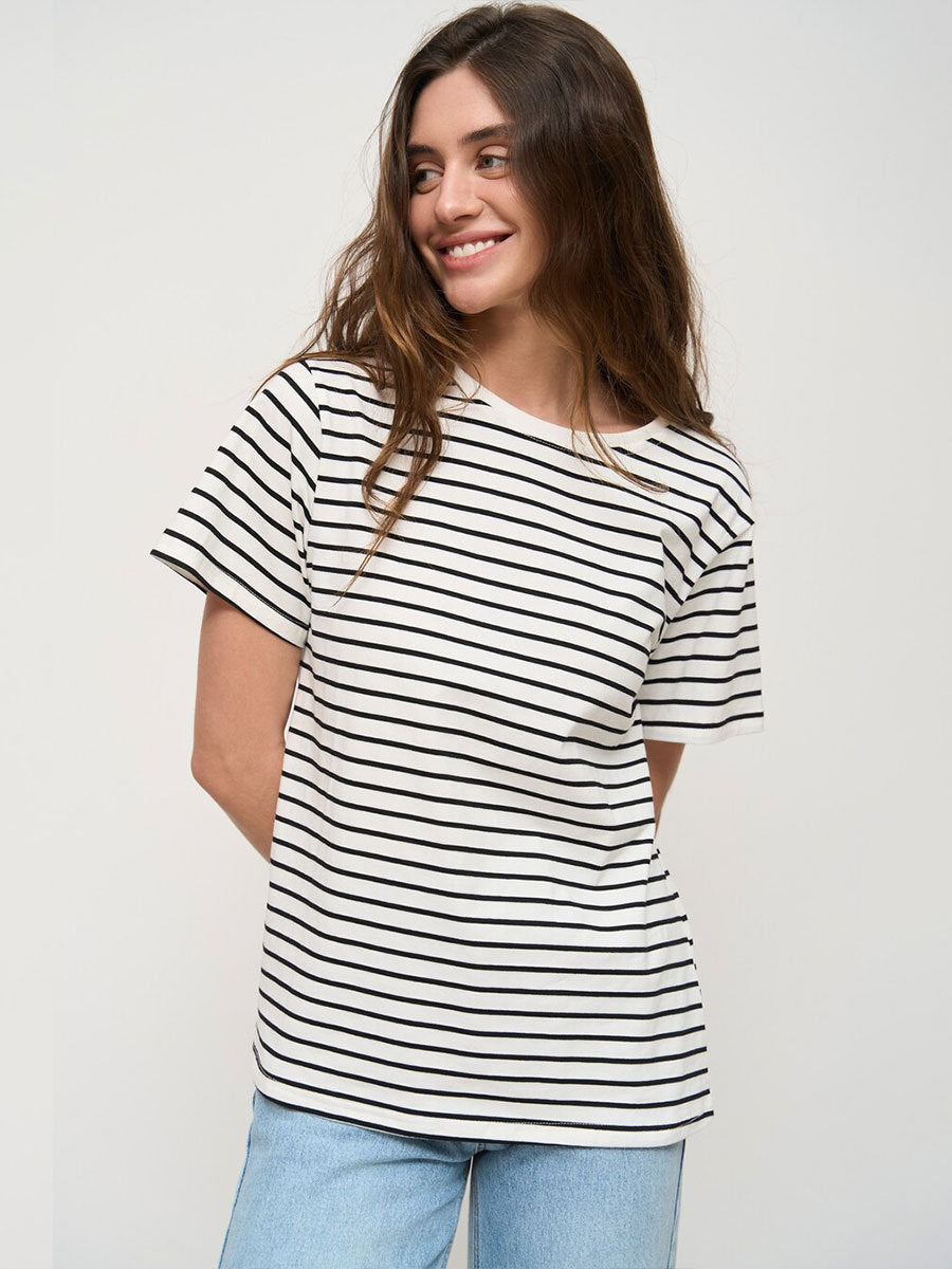 VLOVELAW  striped T-shirt 2025 popular summer women's new temperament commuting versatile round neck black and white striped short-sleeved T-shirt