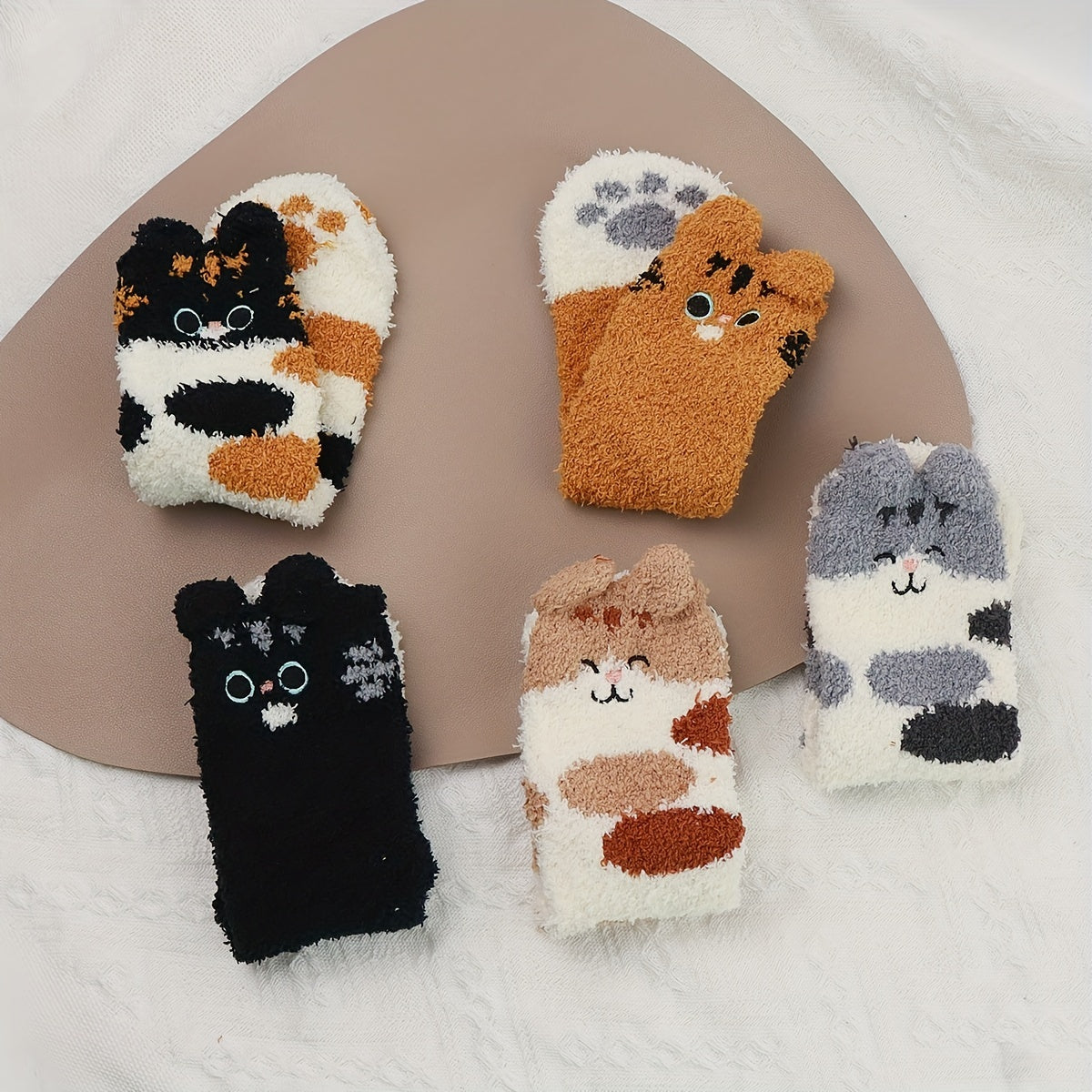 A Pair Of Girl's Cat Paw Pattern Embroidered Crew Socks, Comfy Breathable Casual Fleece Thermal Socks, Winter & Autumn