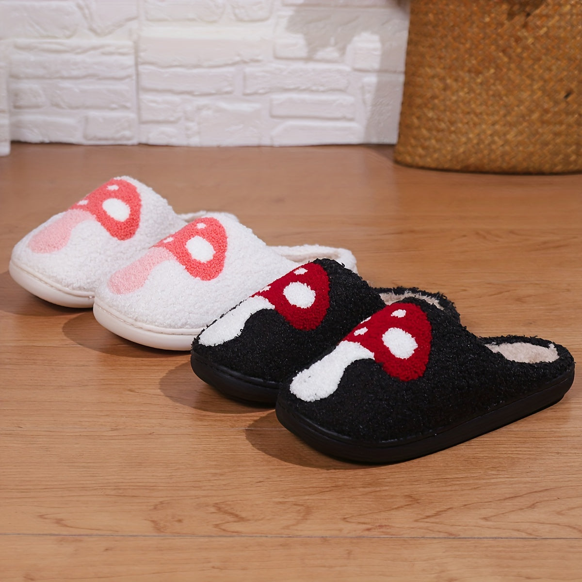 Mushroom Wonderland - Ultra-Soft Plush Slippers with Closed Toe - Cozy Indoor Winter Shoes for Luxurious Comfort