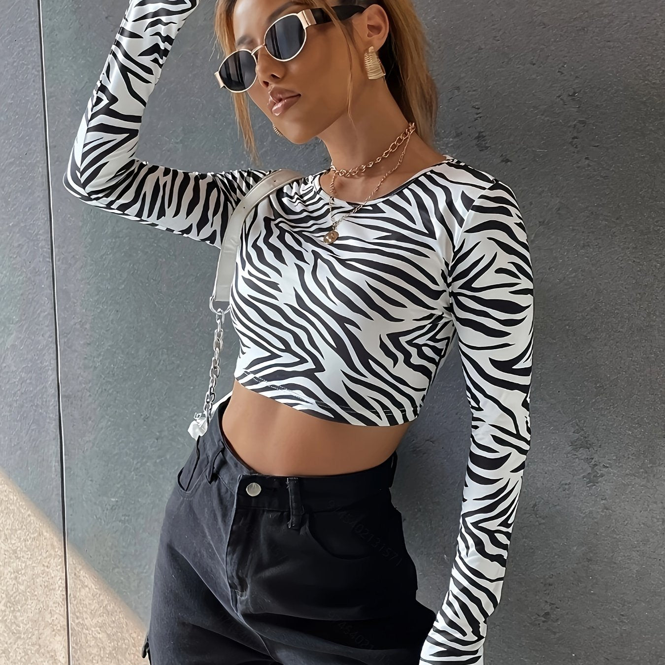 vlovelaw  Zebra Print Crew Neck Crop Top, Casual Long Sleeve Slim T-shirt For Spring & Fall, Women's Clothing